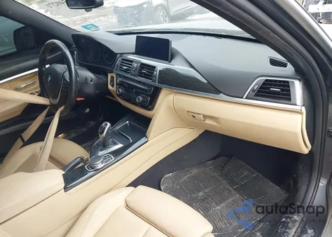 2017 BMW 330I xDrive z USA, uszkodzony, nr VIN WBA8D9C3XHA011723